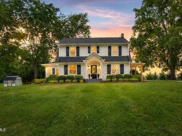 494 Okolona Rd, Johnson City, TN 37601