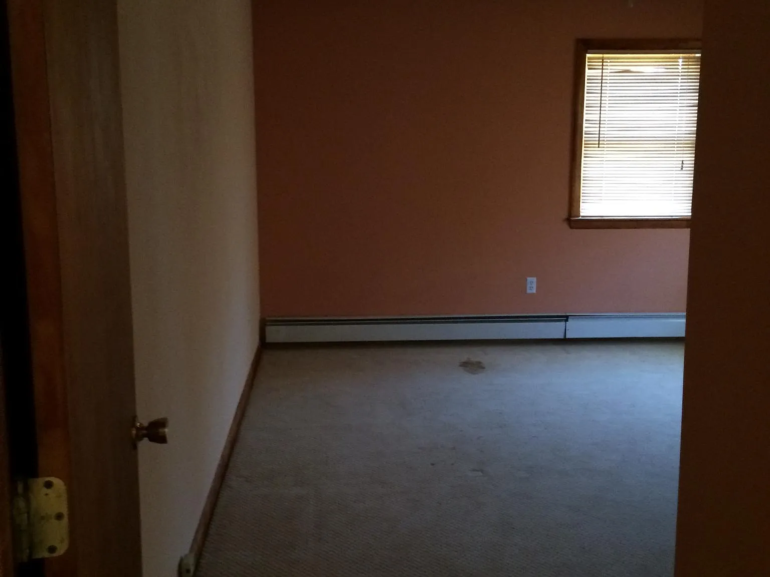 Seaview Ave, Saugus — Photo 4