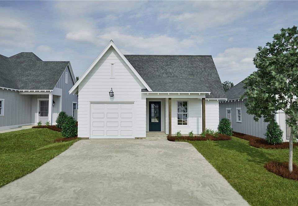 1st image of 120 Woodland Cir