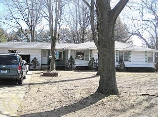 2nd image of 4087 Moulton Dr
