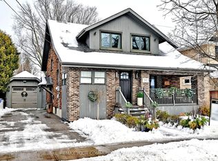 82 Centre St, Aurora, ON L4G 1J8