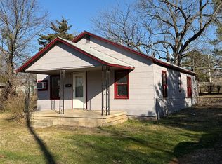 719 N Pennsylvania Ave, Shawnee, OK 74801