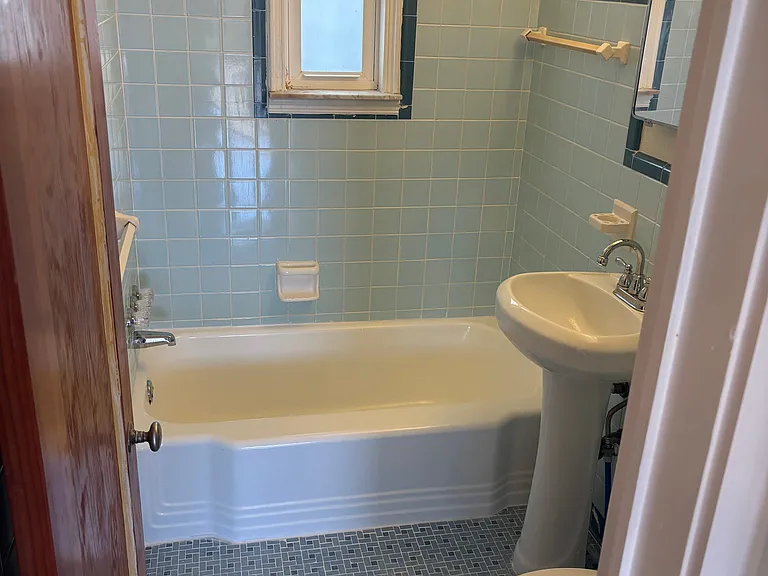 7261 Bay St #6 — Photo 9