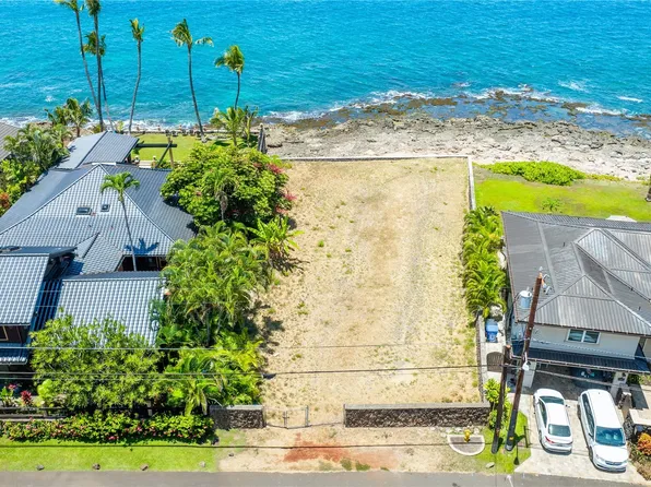 84-135 Makau St, Waianae, HI 96792