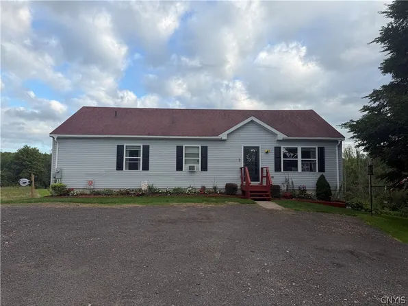 417 State Route 104a, Hannibal, NY 13074