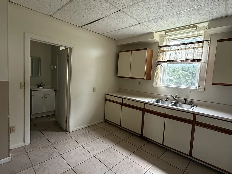 2237 Bingham St #2 — Photo 8