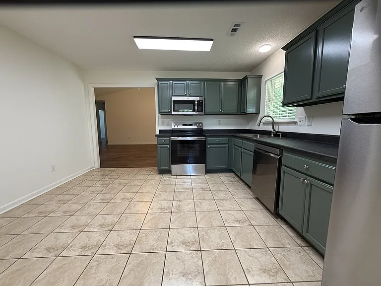 111 Turnstone Ct SW — Photo 6