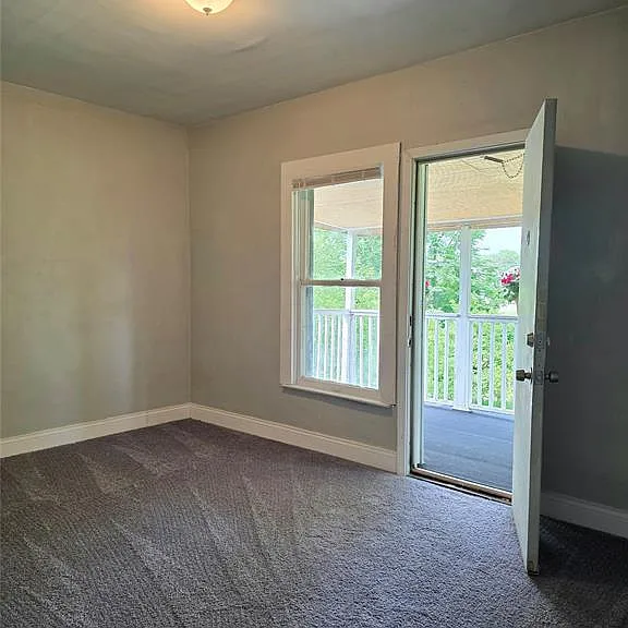2927 Seyburn St — Photo 27