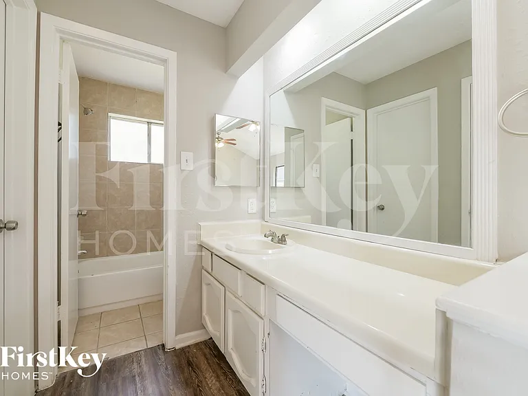 22219 Oakhill Gate Dr — Photo 10