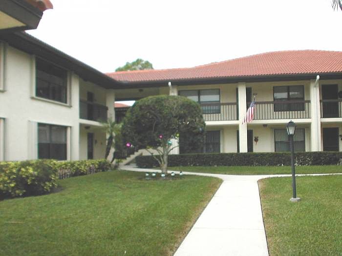 FRONT COURTYard
