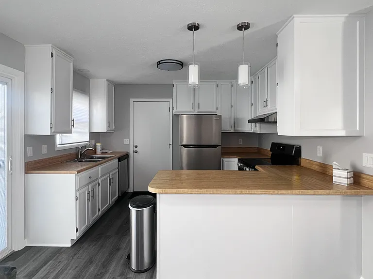 178 W Navajo St — Photo 5