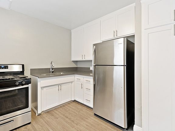 5th image of 4066 Coco Ave APT 2