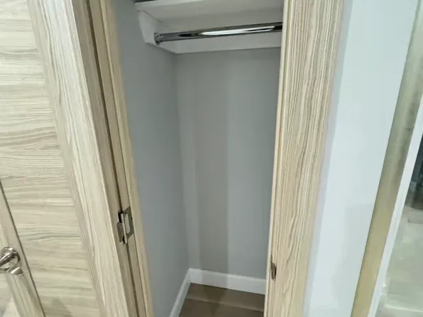 31-12 38th Avenue image 8 of 16