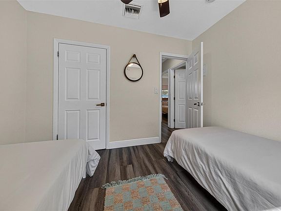 5th image of 540 NE 59th Ct #0
