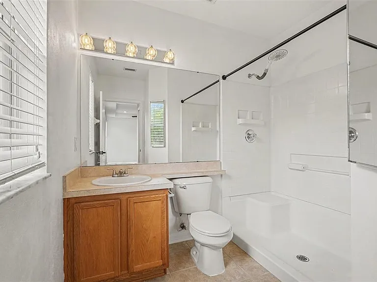 4249 Old Waverly Ct — Photo 17