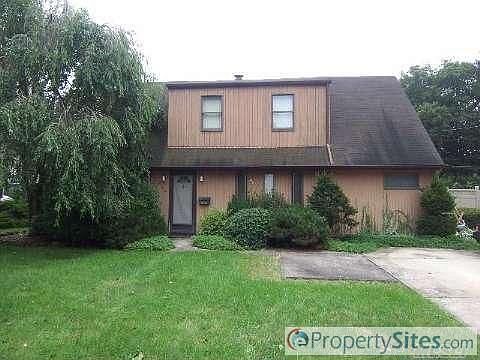 1st image of 339 Pin Oak Ln