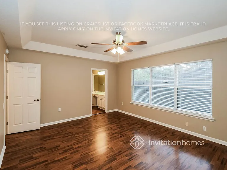 8568 Glenbury Ct N — Photo 11