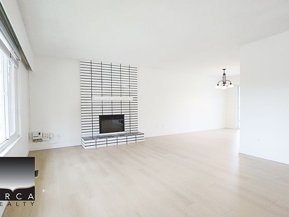 2nd image of 7411 Thormanby Cres
