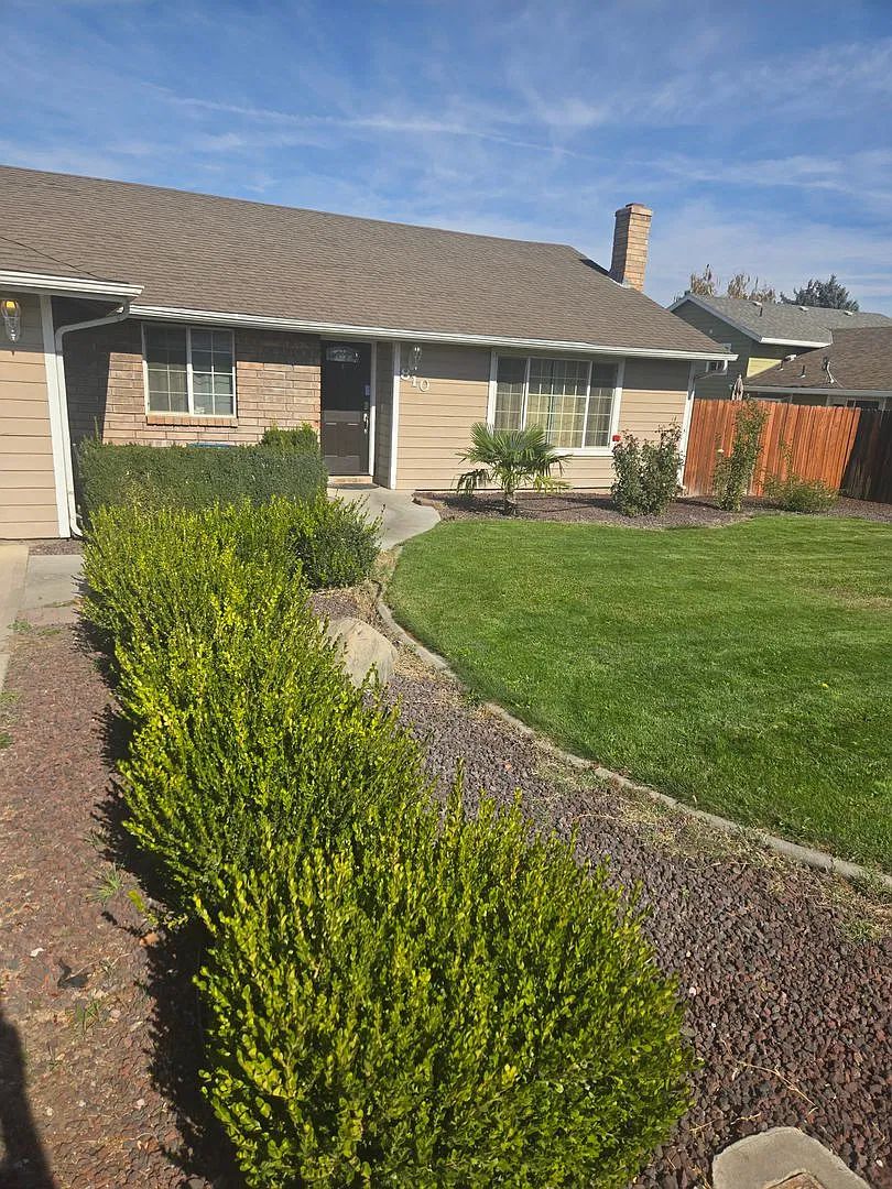 Lovely well cared for Home i — Photo 2