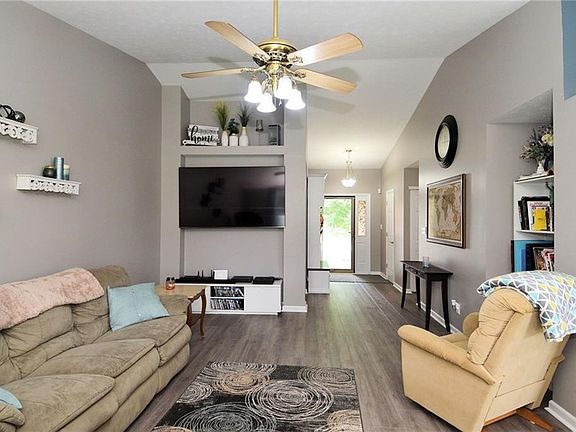 4th image of 3133 Salamonie Dr