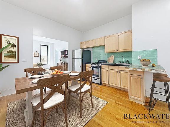 3rd image of 377 W 125th St APT 3