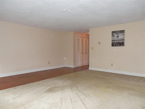 2nd image of 215 Winter St APT 1E