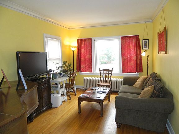 2nd image of 3317 Fremont Ave S APT 1
