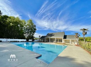 12 Cardinal Ct, Port Wentworth, GA 31407