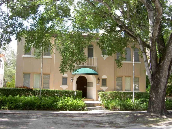 727 Almeria Ave, Coral Gables, FL 33134