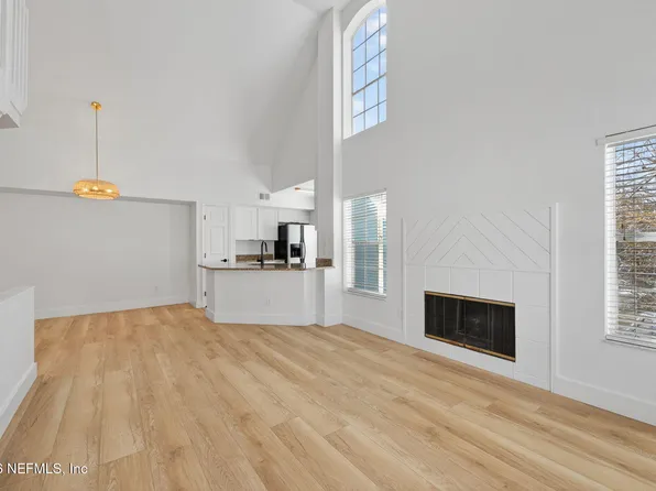 13700 RICHMOND PARK Drive N #1105, Jacksonville, FL 32224