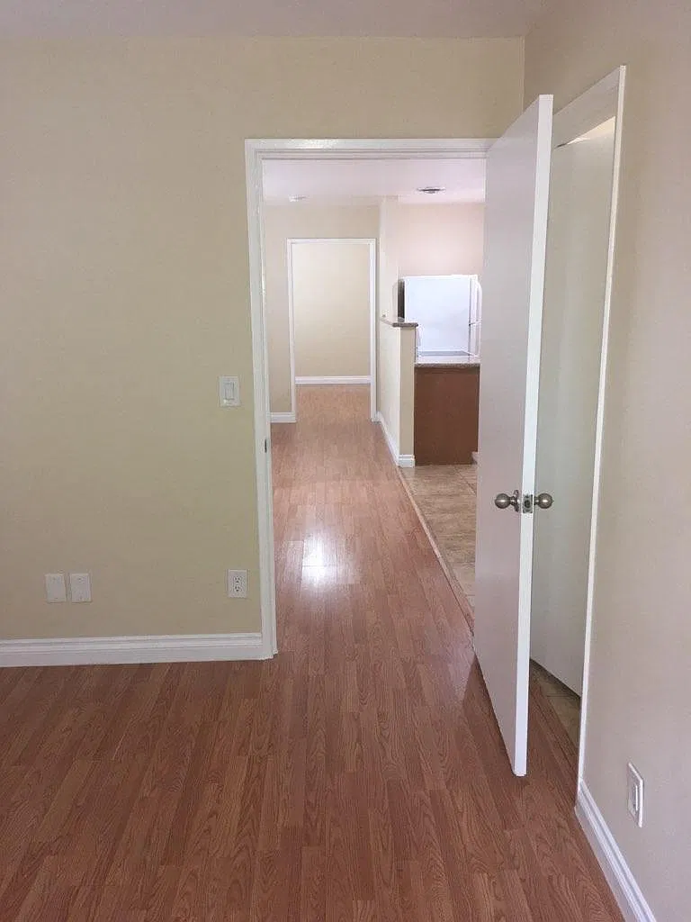 2 bed, 1000 sqft, $2,000 — Photo 1