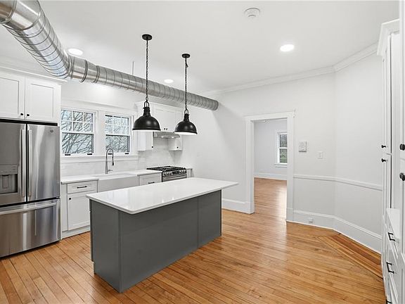 4th image of 82 High St #1S