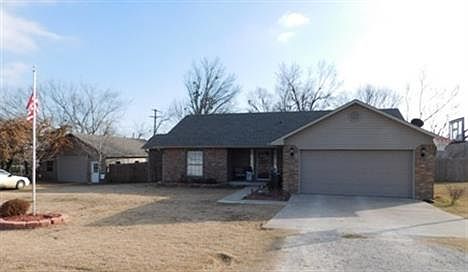1st image of 1105 E Bayless