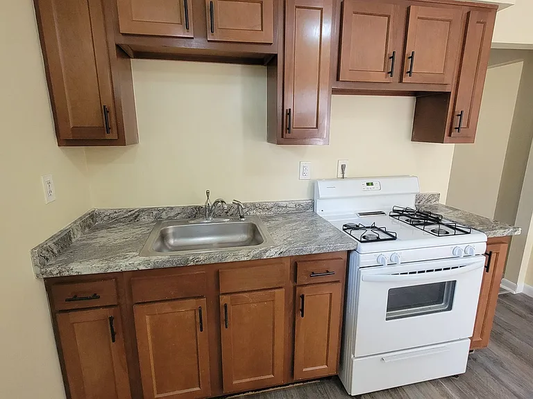 5408 Speedway Ave — Photo 8