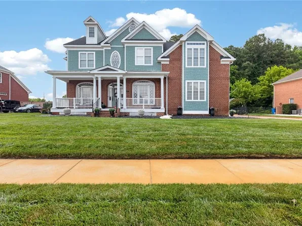 821 Redleafe Cir, Chesapeake, VA 23320