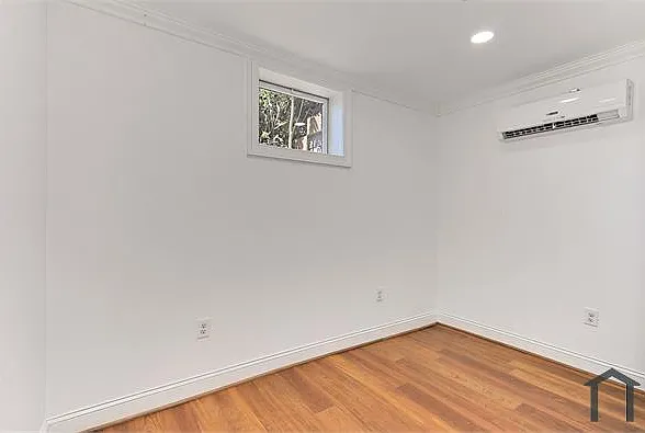 1822 C St NE #1 — Photo 21