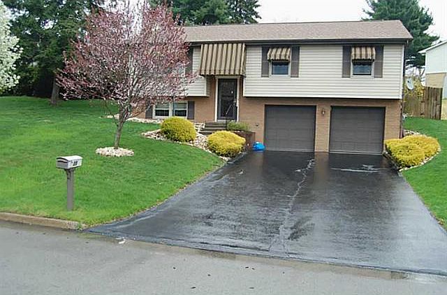 1st image of 25 Meadow Dr