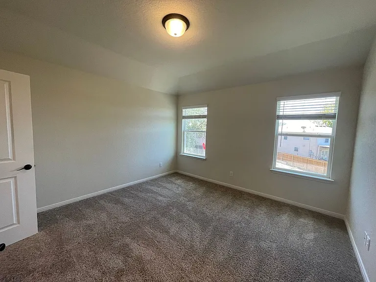 10334 Lynwood Br #102 — Photo 10