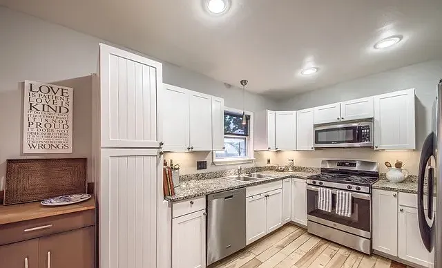 254 Quentin Dr — Photo 10