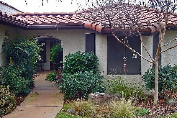 Front Entryway