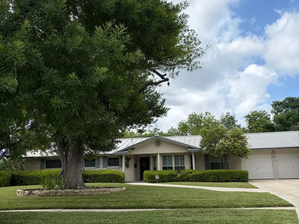 134 MEADOWOOD LN, San Antonio, TX 78216