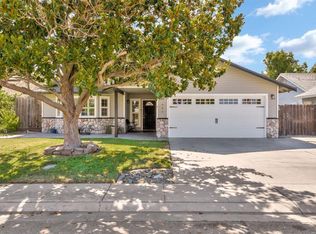 903 Kingery Dr, Ripon, CA 95366
