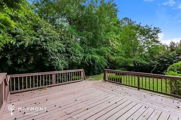 141 Parklane Pl — Photo 13