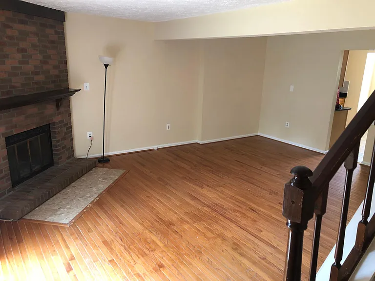 133 Firethorn Ct — Photo 8