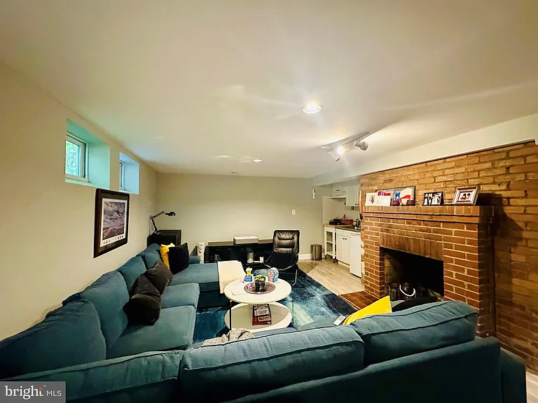 4113 Oliver St — Photo 10