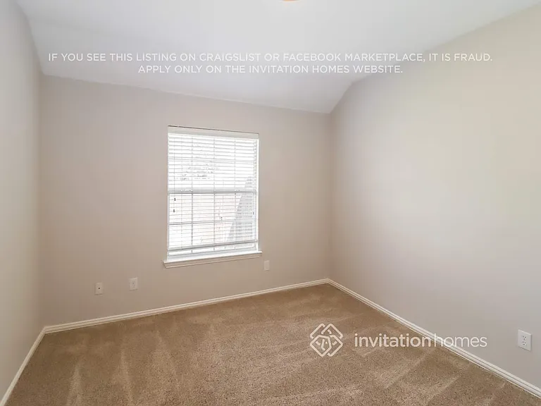11 Mary Lou Ct — Photo 9