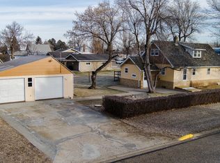 900 Main St, Stanton, ND 58571