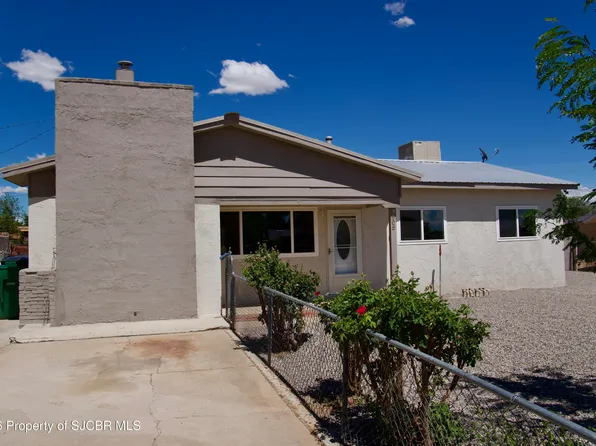3806 Sierra Vista Dr, Farmington, NM 87402