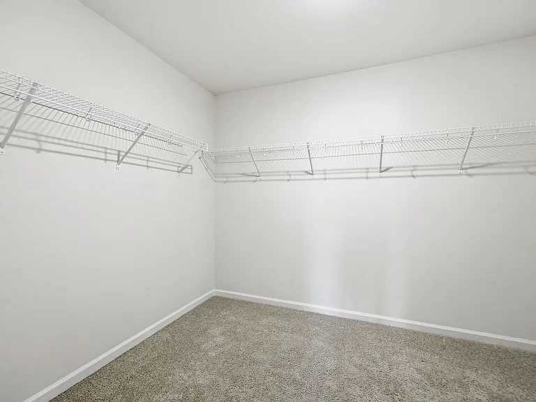 413 Tucana St — Photo 35