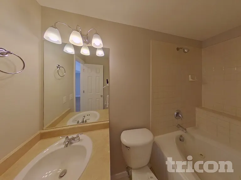 1287 Livingston Ave — Photo 15